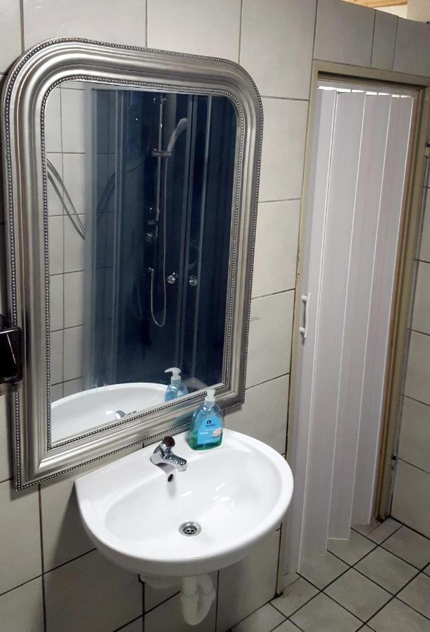 Gaestezimmer I Neo1 Staufenberg  Dış mekan fotoğraf
